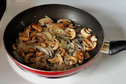 Green Beans with Mushrooms and Onions photo instruction 2