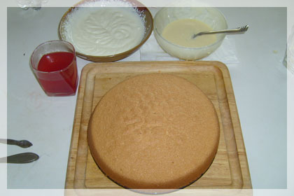 Layered Creamy Sponge Cake photo instruction 5 Layered Creamy Sponge Cake photo instruction 5