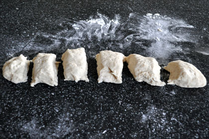 Sausage Rolls (Pigs in Blankets) photo instruction 2